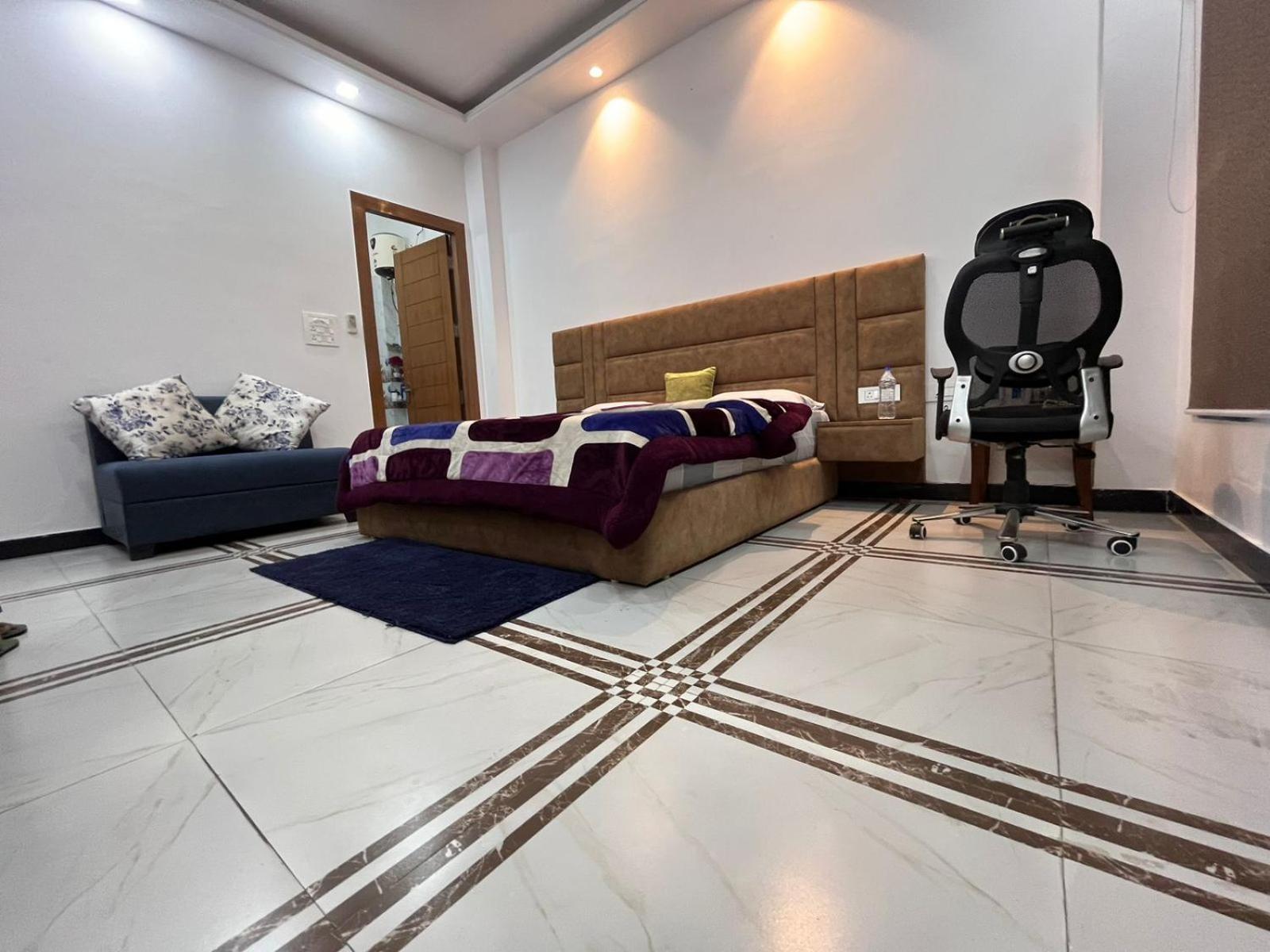 Shreshth Home Stay - Best Family Accommodation - 3Km From Har Ki Pauri, Haridwar, Uttarakhand Ngoại thất bức ảnh