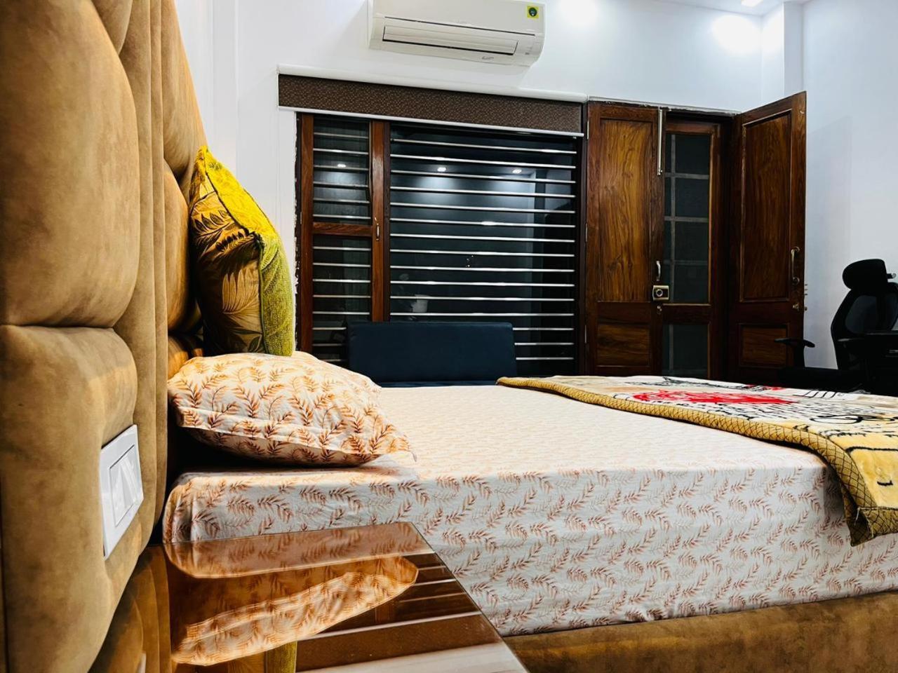Shreshth Home Stay - Best Family Accommodation - 3Km From Har Ki Pauri, Haridwar, Uttarakhand Ngoại thất bức ảnh