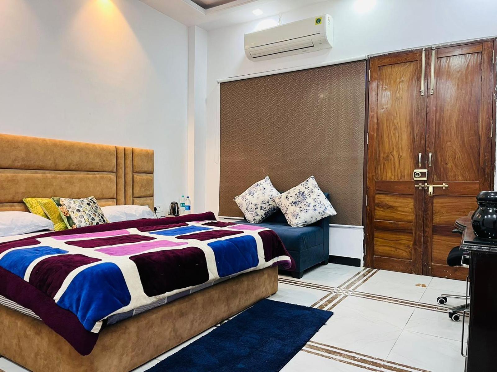 Shreshth Home Stay - Best Family Accommodation - 3Km From Har Ki Pauri, Haridwar, Uttarakhand Ngoại thất bức ảnh