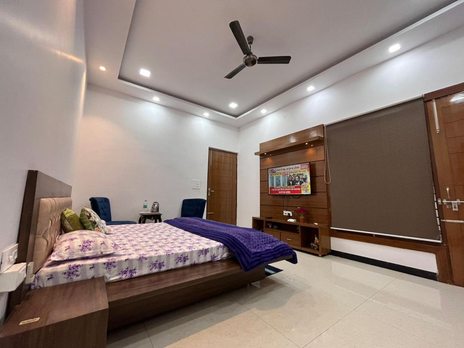Shreshth Home Stay - Best Family Accommodation - 3Km From Har Ki Pauri, Haridwar, Uttarakhand Ngoại thất bức ảnh