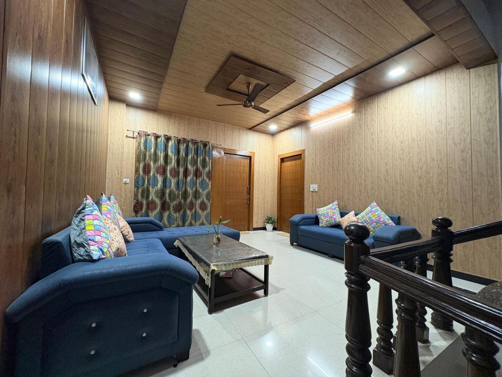Shreshth Home Stay - Best Family Accommodation - 3Km From Har Ki Pauri, Haridwar, Uttarakhand Ngoại thất bức ảnh